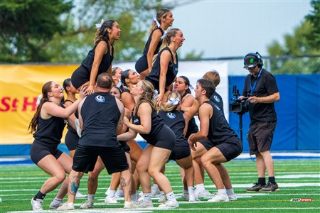 RSEQ 2025 - Football Universitaire - Carabins vs Stingers - Ambiance & Cheerleading