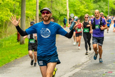 2025 Marathon Sun Life - Longueil - Shiny Happy People Running !!