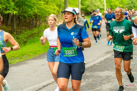 2025 Marathon Sun Life - Longueil - Shiny Happy People Running !!