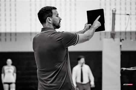 RSEQ 2025 - Volleyball F D1 - André Laurendeau vs Édouard-Montpetit - B&W