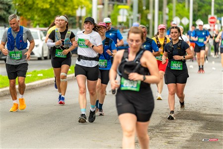 2025 Marathon Sun Life - Longueil - Shiny Happy People Running !!