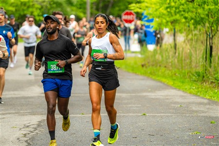 2025 Marathon Sun Life - Longueil - Shiny Happy People Running !!