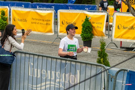 2025 Marathon Sun Life - Longueil - Shiny Happy People Running !!