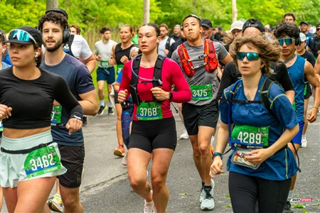 2025 Marathon Sun Life - Longueil - Shiny Happy People Running !!