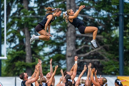 RSEQ 2025 - Football Universitaire - Carabins vs Stingers - Ambiance & Cheerleading